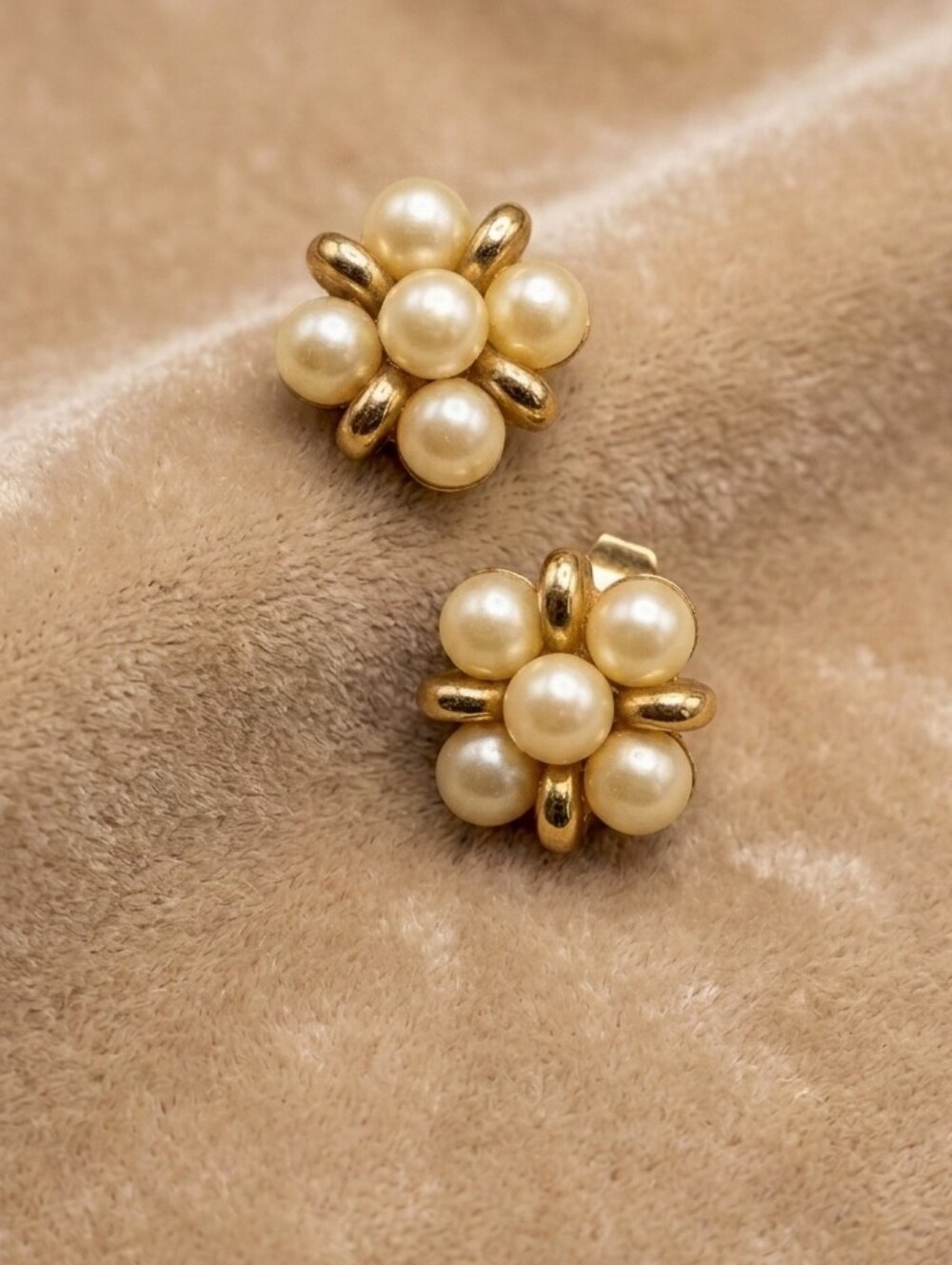 Gold Pearl Floral Stud Earrings - Women Jewelry
